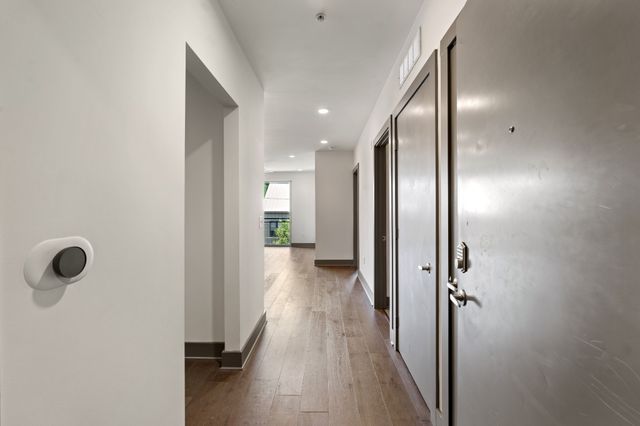 1260 Martin St Apt 306, Nashville, TN 37203
