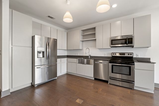 1260 Martin St Apt 306, Nashville, TN 37203
