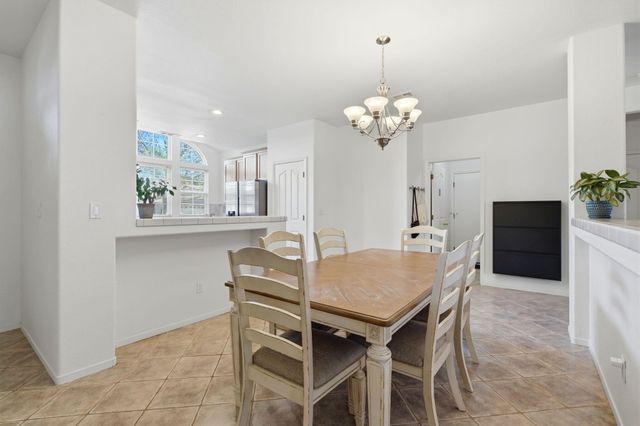 3917 E Stapp Court, Visalia, CA 93292