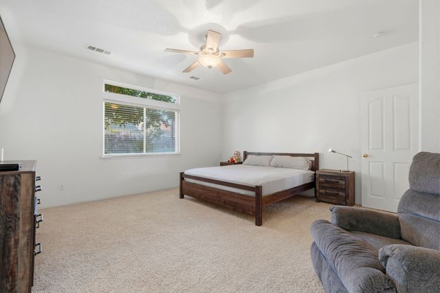 3917 E Stapp Court, Visalia, CA 93292