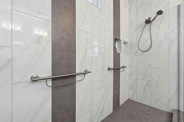 3917 E Stapp Court, Visalia, CA 93292