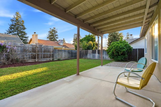 3917 E Stapp Court, Visalia, CA 93292