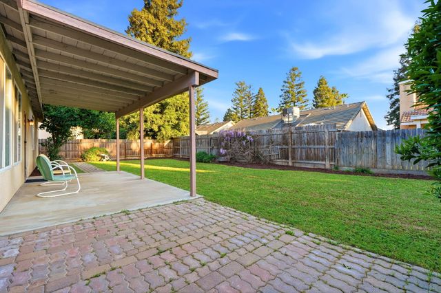 3917 E Stapp Court, Visalia, CA 93292
