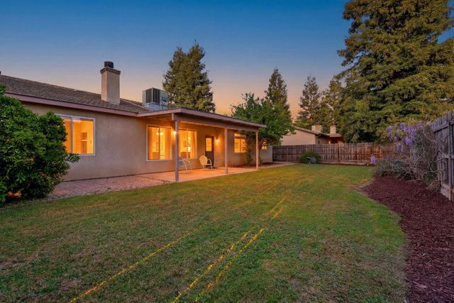 3917 E Stapp Court, Visalia, CA 93292