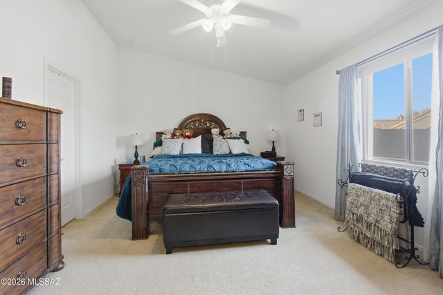 10605 E Heartleaf Willow Drive, Tucson, AZ 85747