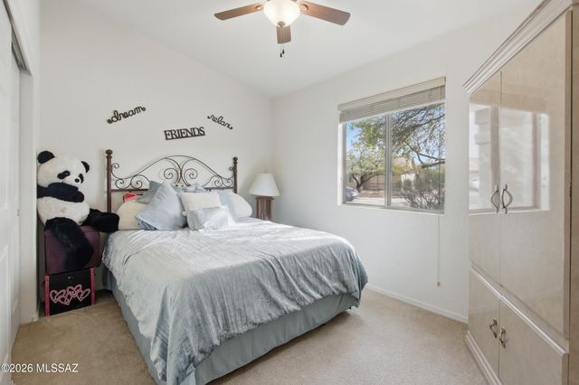 10605 E Heartleaf Willow Drive, Tucson, AZ 85747