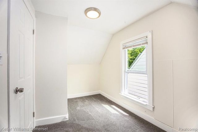 449 W Evelyn Avenue, Hazel Park, MI 48030