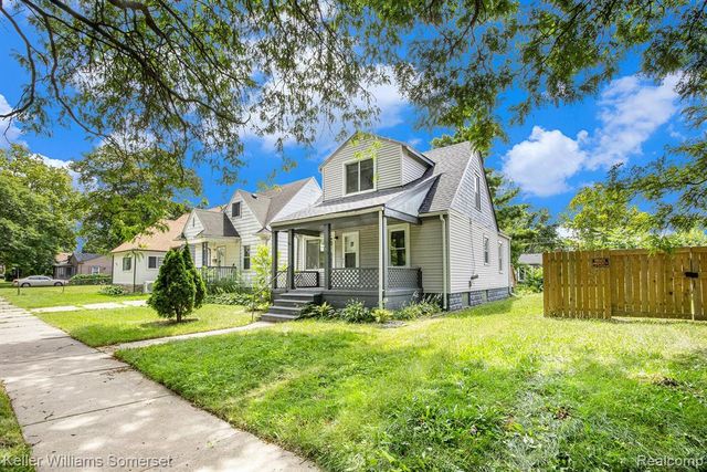 449 W Evelyn Avenue, Hazel Park, MI 48030