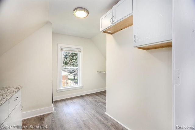 449 W Evelyn Avenue, Hazel Park, MI 48030