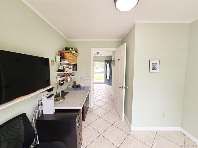 24 Edna Drive, Syosset, NY 11791