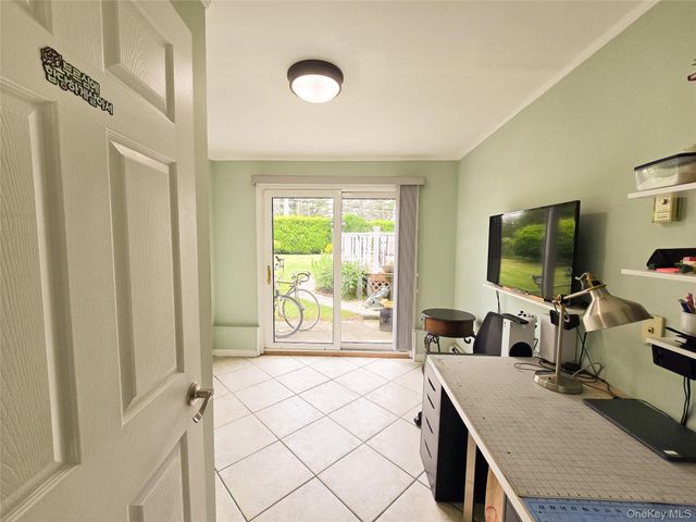 24 Edna Drive, Syosset, NY 11791