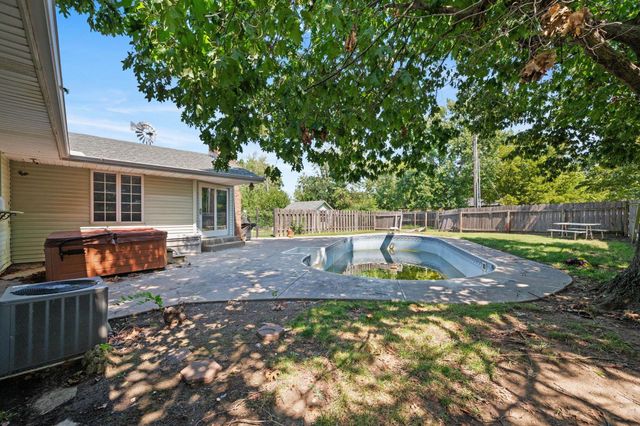 230 N Wichita St., Benton, KS 67017