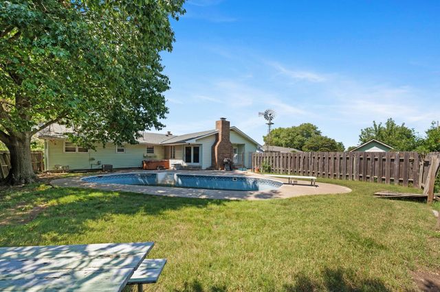 230 N Wichita St., Benton, KS 67017