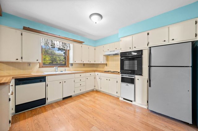 230 N Wichita St., Benton, KS 67017