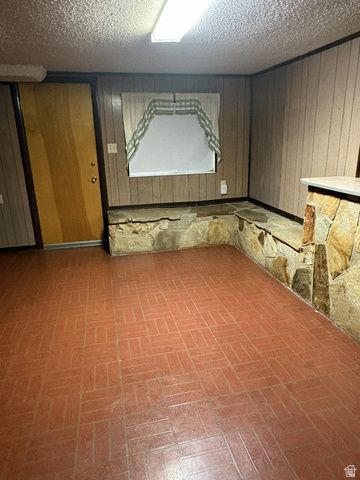 415 JACKSON AVE, Ogden, UT 84404