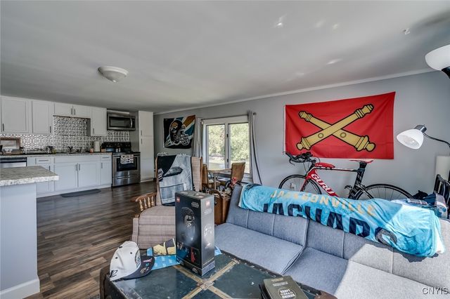 12093 County Route 125, Lyme, NY 13622