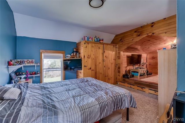 12093 County Route 125, Lyme, NY 13622