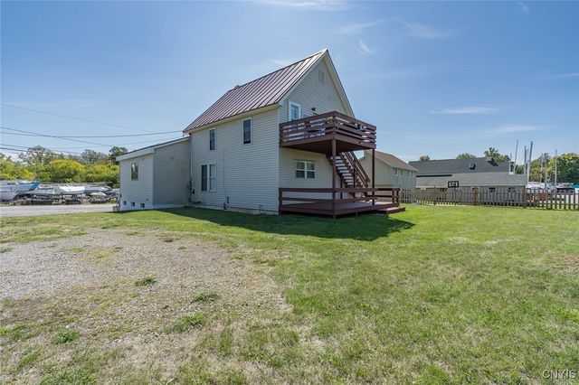 12093 County Route 125, Lyme, NY 13622