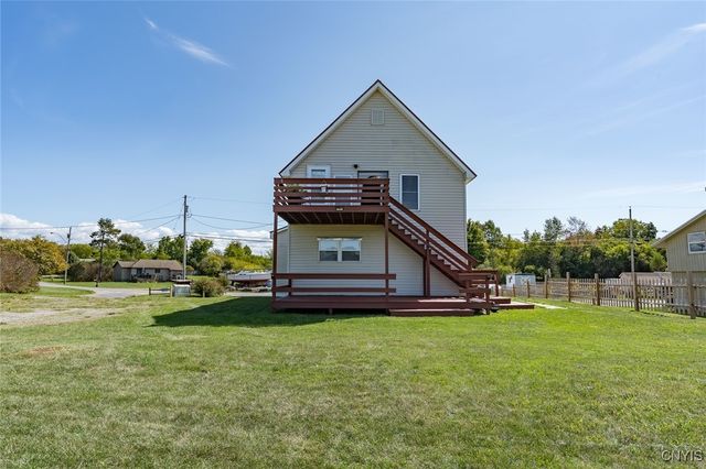 12093 County Route 125, Lyme, NY 13622