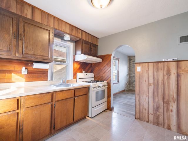 1419 EARL Street, Pekin, IL 61554