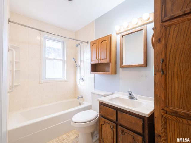 1419 EARL Street, Pekin, IL 61554