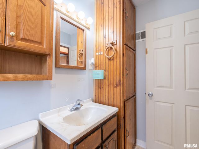 1419 EARL Street, Pekin, IL 61554