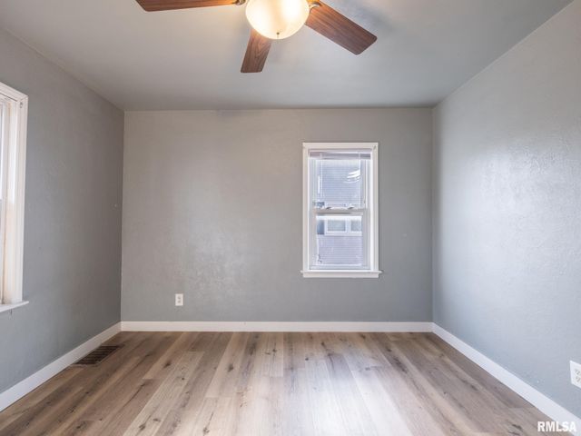 1419 EARL Street, Pekin, IL 61554