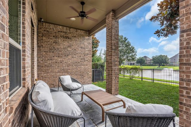 2105 Westbourne Park Drive, Houston, TX 77077