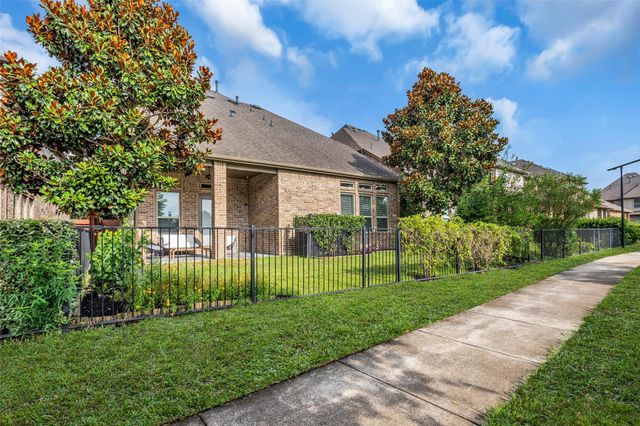 2105 Westbourne Park Drive, Houston, TX 77077