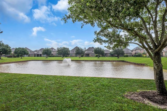 2105 Westbourne Park Drive, Houston, TX 77077