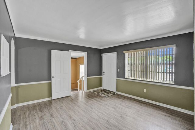 2180 NW 105th Ter, Miami, FL 33147