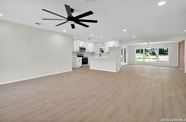 113 ARIBE DR, San Antonio, TX 78216