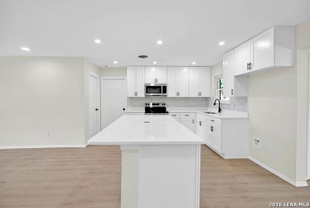 113 ARIBE DR, San Antonio, TX 78216