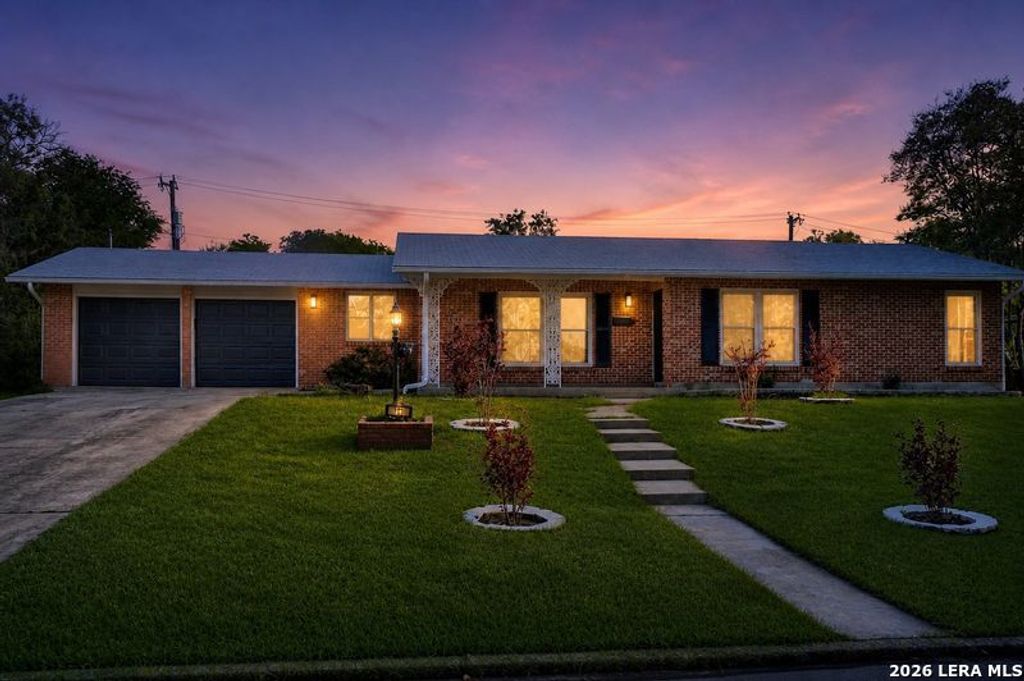 113 ARIBE DR, San Antonio, TX 78216