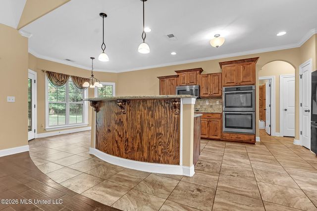 12902 Cotton Row Drive, Olive Branch, MS 38654