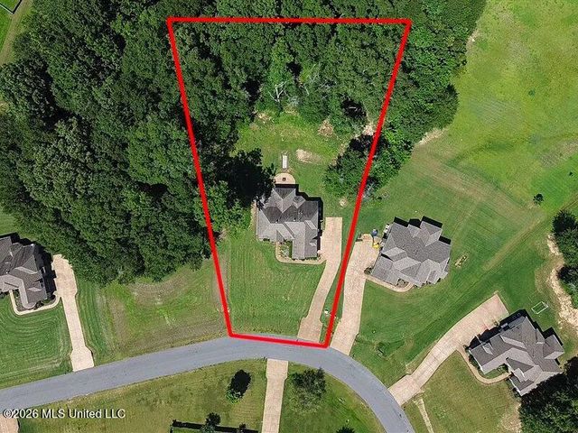 12902 Cotton Row Drive, Olive Branch, MS 38654