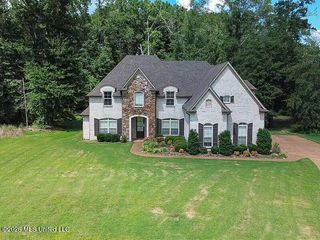 12902 Cotton Row Drive, Olive Branch, MS 38654