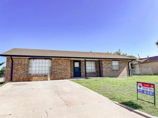 6143 SW Park Place, Lawton, OK 73505