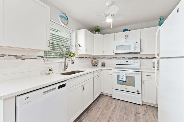 2929 SE Ocean 129-10, Stuart, FL 34996