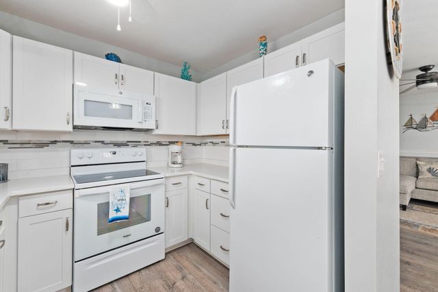 2929 SE Ocean 129-10, Stuart, FL 34996