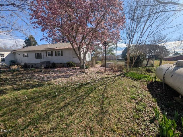 8043 Crawford Currin Road, Oxford, NC 27565