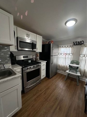 2 Prospect 2, Haverhill, MA 01830