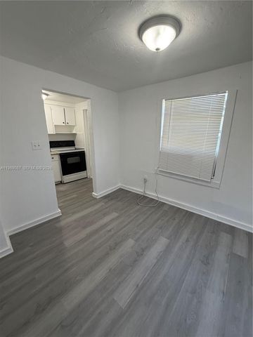 1811 NW 84th St 3, Miami, FL 33147