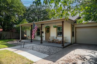 2017 Bluebonnet Drive, Fort Worth, TX 76111