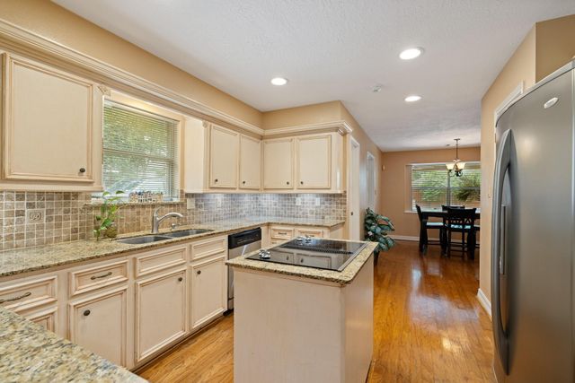 12910 Lake Mist Drive, Cypress, TX 77429