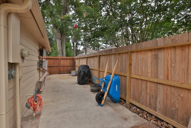 12910 Lake Mist Drive, Cypress, TX 77429