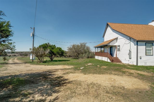 1959 County Road 208, Hico, TX 76457