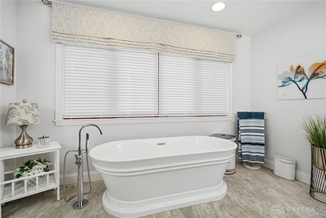 2144 Canterbury Court, Troy, OH 45373