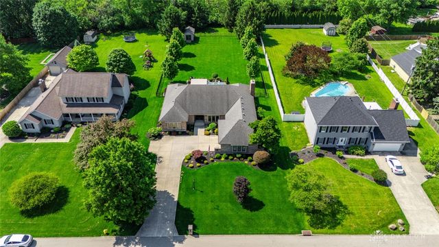 2144 Canterbury Court, Troy, OH 45373