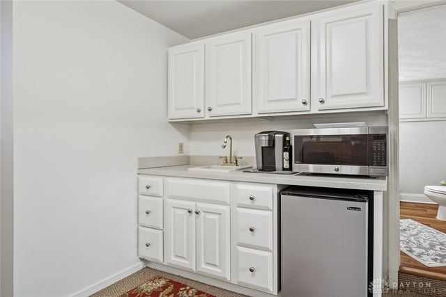 2144 Canterbury Court, Troy, OH 45373